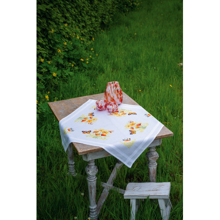 Kit nappe Fleurs orange et papillons