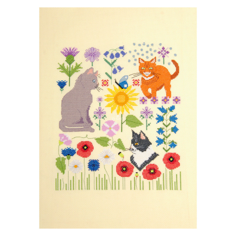 Kit Chat dans les champs